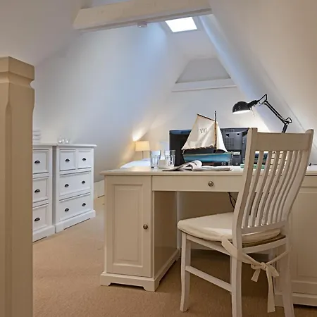 Holiday home Austernfischer List